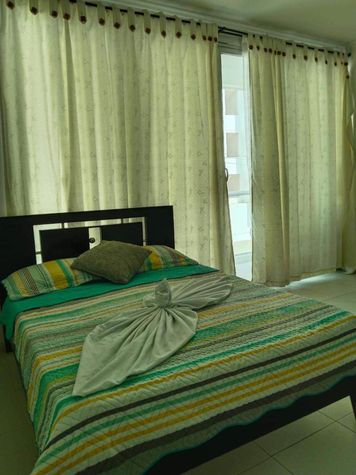 Aw Hotel Rodadero Suites ซันตามาร์ตา ภายนอก รูปภาพ