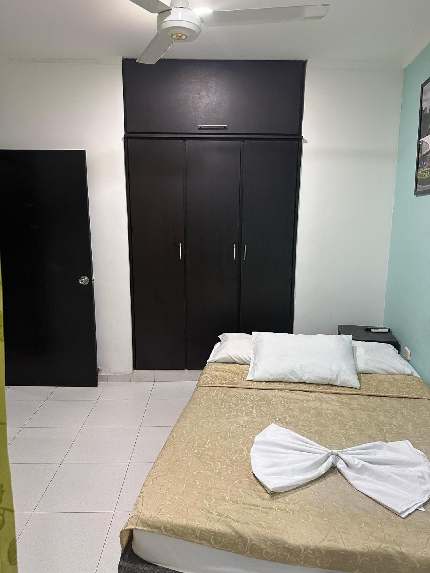 Aw Hotel Rodadero Suites ซันตามาร์ตา ภายนอก รูปภาพ